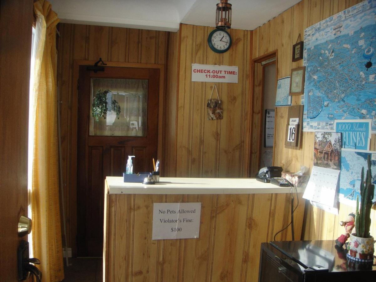 Welcome Traveller Motel Kingston Bagian luar foto